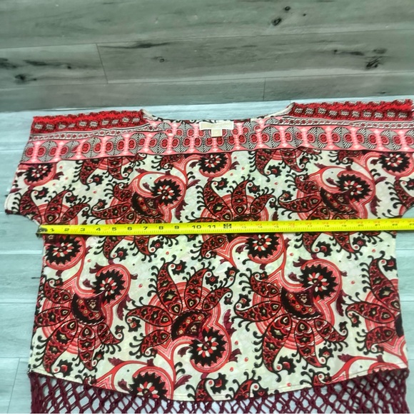 Michael Kors Coral and Cream Paisley Off-Shoulder Fringe Top M - Picture 5 of 10